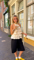 Ruffled top carmen