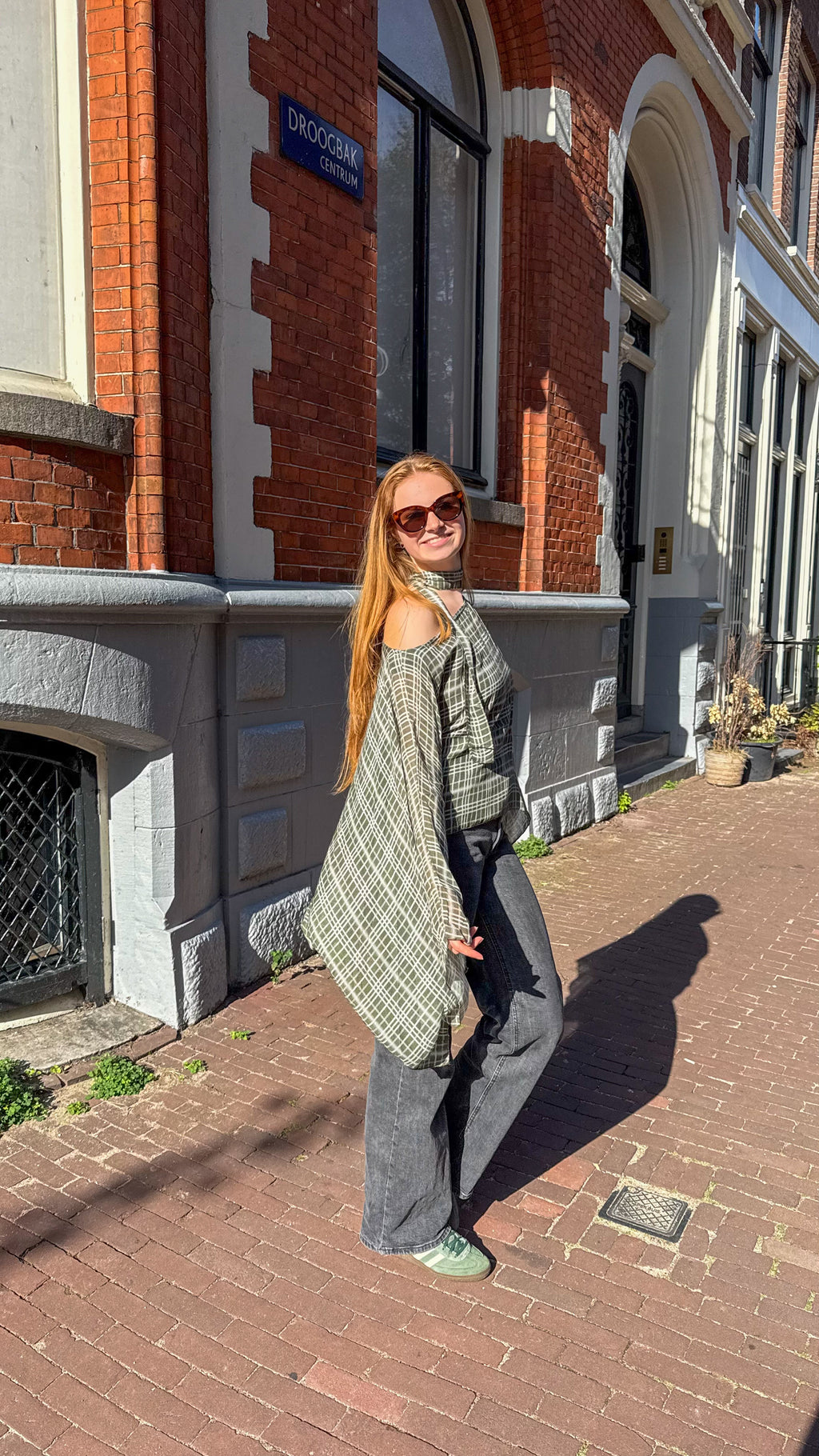 One shoulder checkered scarf top louise - Olive