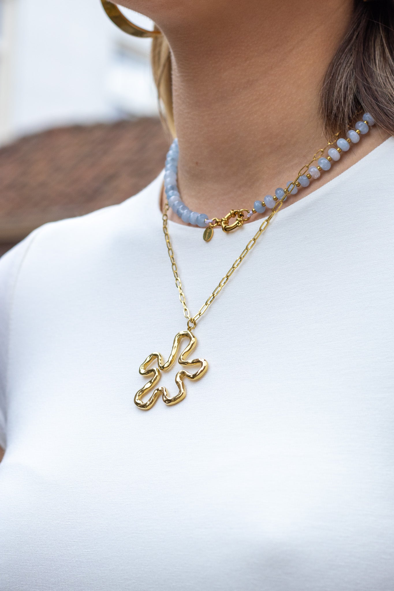 Flower necklace